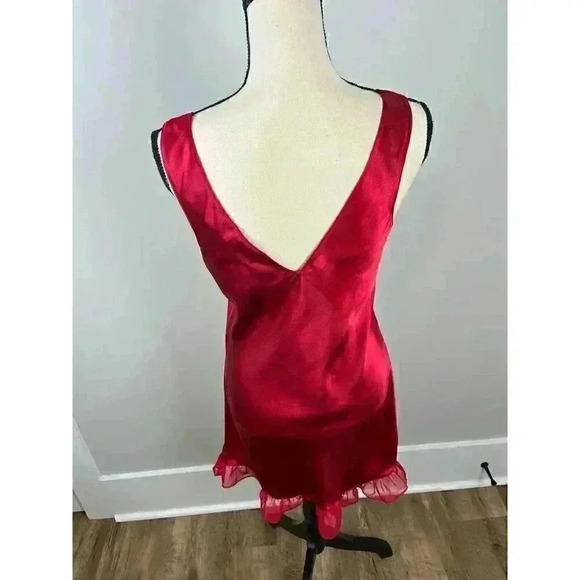 Vtg Amanda Stewart Slip Dress Nightgown Satin Red Ruffles Embroidered S V-Neck - Picture 5 of 9